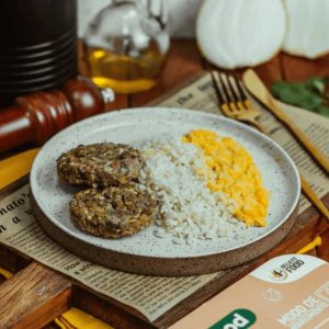 MINI BURGER DE LENTILHA VEGETARIANO COM ARROZ INTEGRAL E CREME DE MILHO 300G